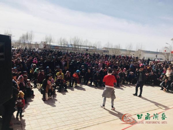 甘肅省話劇院赴武威市多地開展我們的中國夢——文化進(jìn)萬家暨隴原“紅色文藝輕騎兵”惠民演出