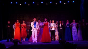 不一樣的五月不一樣的愛——甘肅省歌舞劇院主題音樂晚會《隴韻》環(huán)縣車道鄉(xiāng)惠民演出深受歡迎