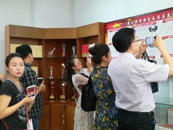 甘肅演藝集團黨委參加文化系統(tǒng)黨支部建設(shè)標準化動員學(xué)習(xí)活動