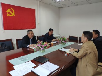 甘肅演藝集團(tuán)紀(jì)委書記張正權(quán)赴甘肅省舞臺美術(shù)工廠調(diào)研指導(dǎo)工作