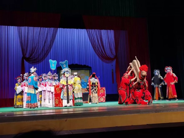 甘肅演藝集團(tuán)秦腔藝術(shù)劇院—“我們的中國夢(mèng)”—文化進(jìn)萬家迎新春文藝演出盛大開幕